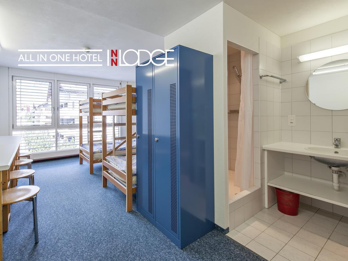 Hostel Inn Lodge ツェエリーナ エクステリア 写真