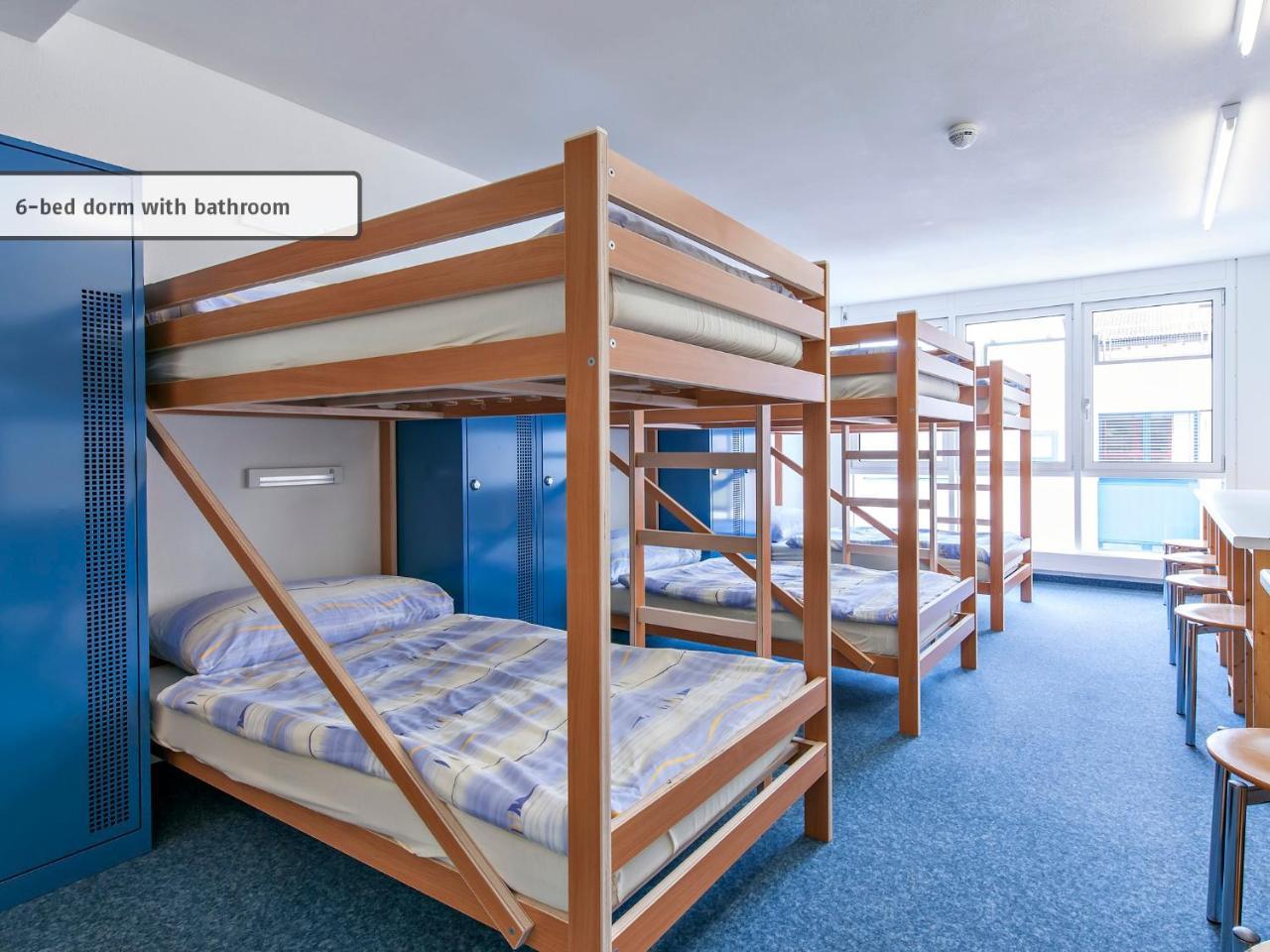 Hostel Inn Lodge ツェエリーナ エクステリア 写真